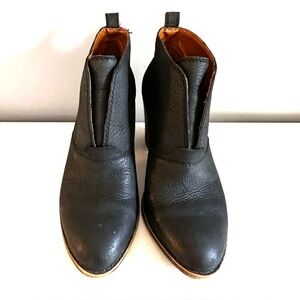 LUCKY BRAND Black Leather Booties, Ankle Boots, Chunky Heel, Slip On, Size 9 EUC